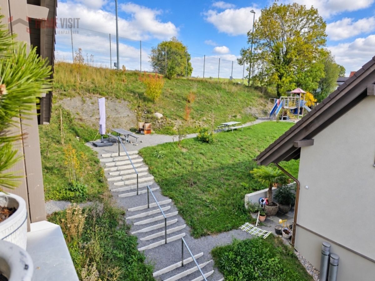 174 m² Wohntraum – exklusive Attika-Maisonette in Rifferswil - 12