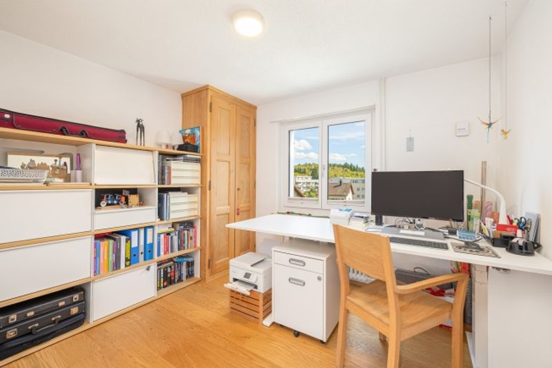 Exklusives Einfamilienhaus mit Pool und Garten - 7