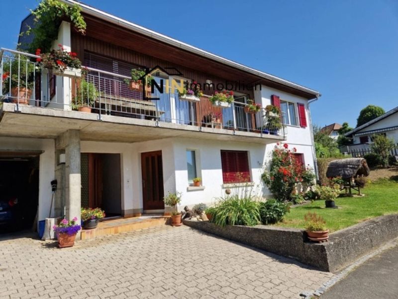 Seltene Gelegenheit Einfamilienhaus mit Einliegerwohnung - 1