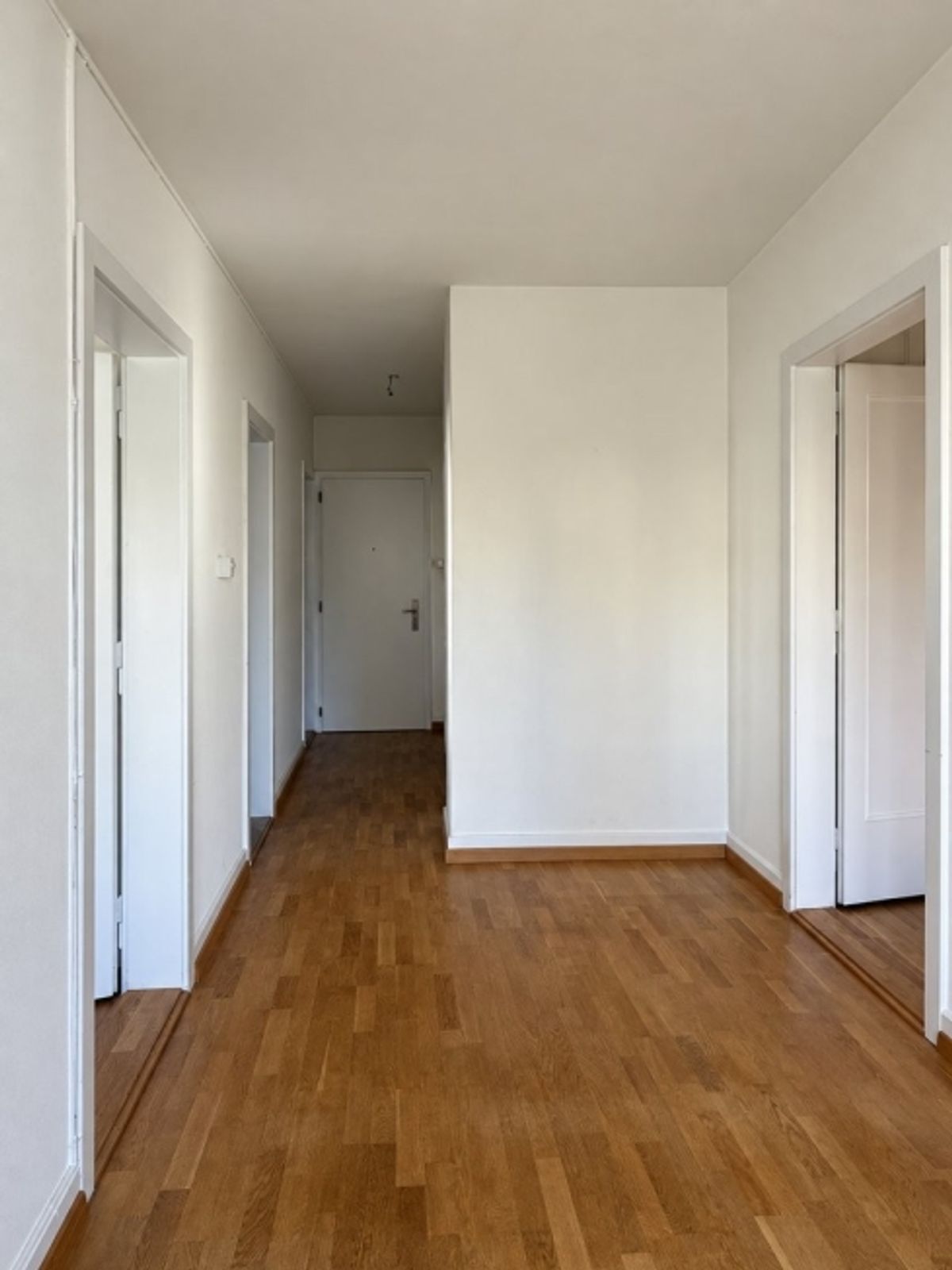 Helle 3.5-Zimmerwohnung mit verglastem Balkon in Liebefeld - 7