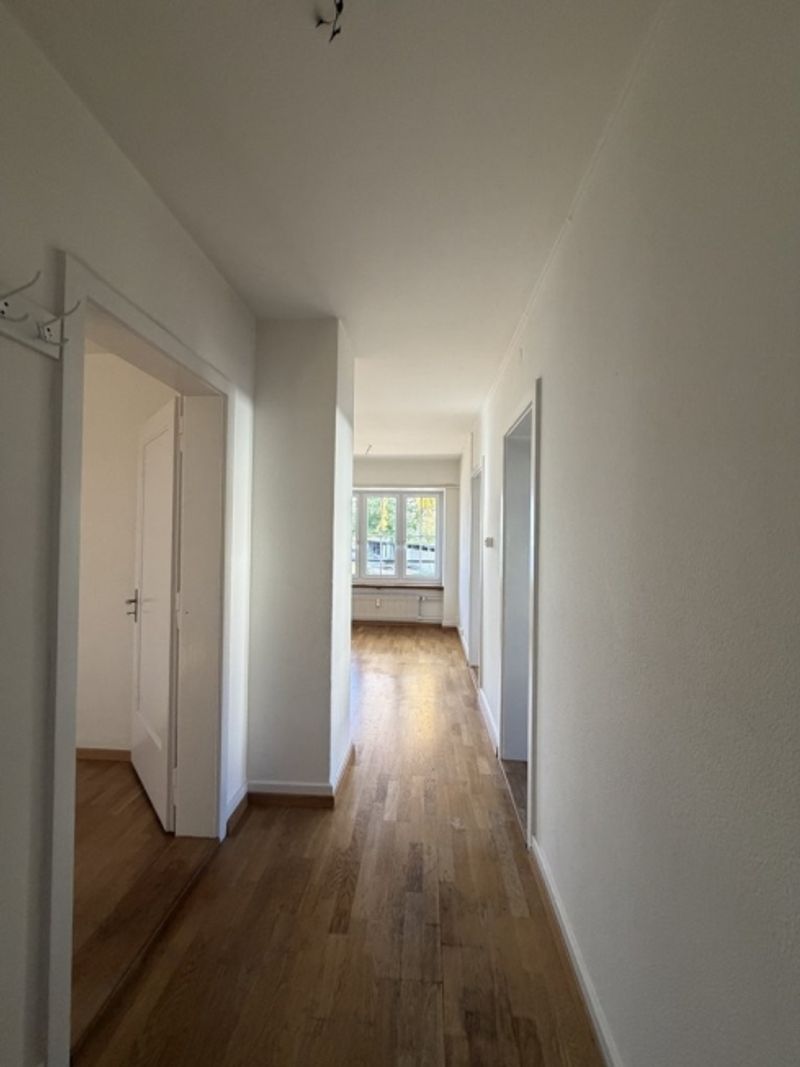Helle 3.5-Zimmerwohnung mit verglastem Balkon in Liebefeld - 9