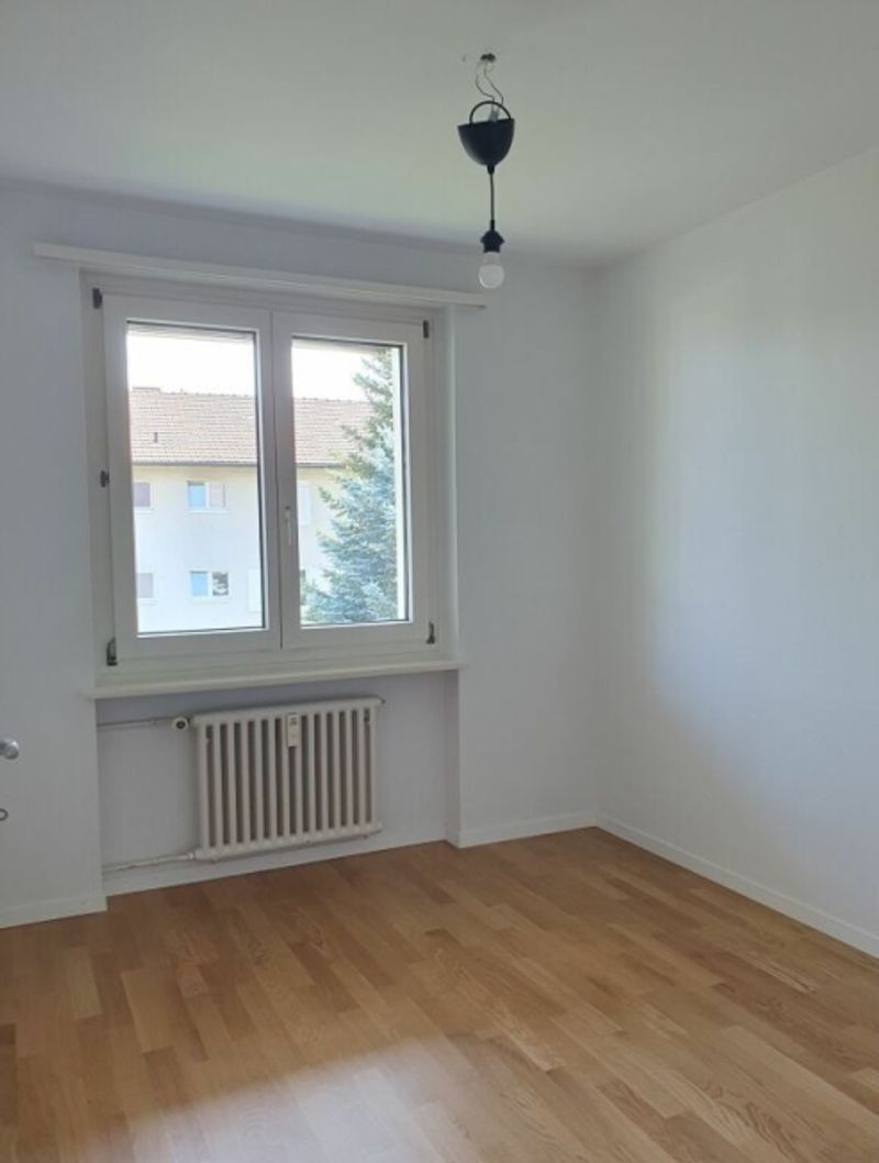 Helle, gut besonnte Wohnung mit Balkon - 6