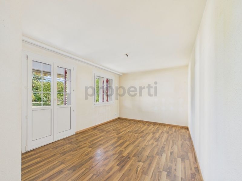Gemütliche 3.5-Zimmer-Gartenwohnung mit Kamin und Gestaltungspotenzial - 8