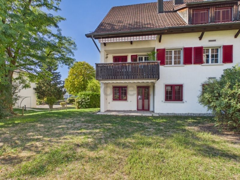 Gemütliche 3.5-Zimmer-Gartenwohnung mit Kamin und Gestaltungspotenzial - 1