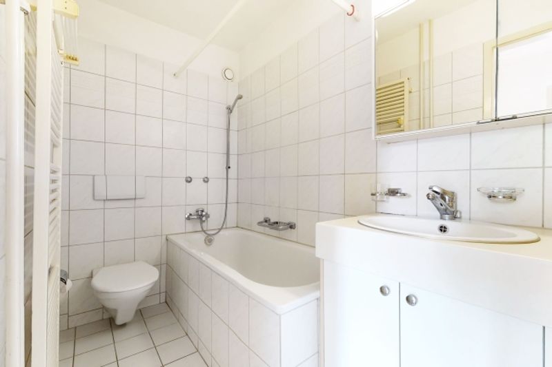 Befristete Wohnung an ruhiger Lage in der Nähe des Bahnhofs bis 30.11.2029 - 7