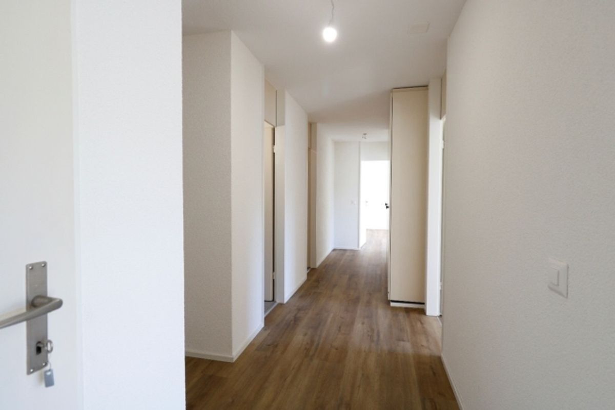 Helle, stilvolle und komplett renovierte 4.5 Zimmer-Wohnung - 5
