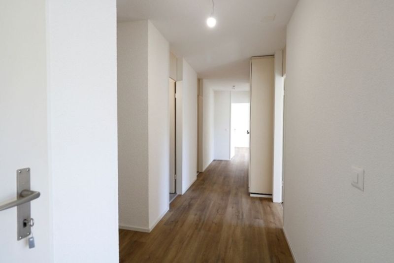 Helle, stilvolle und komplett renovierte 4.5 Zimmer-Wohnung - 6