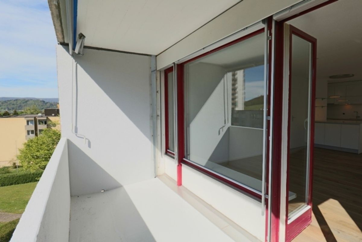 Helle, stilvolle und komplett renovierte 4.5 Zimmer-Wohnung - 9