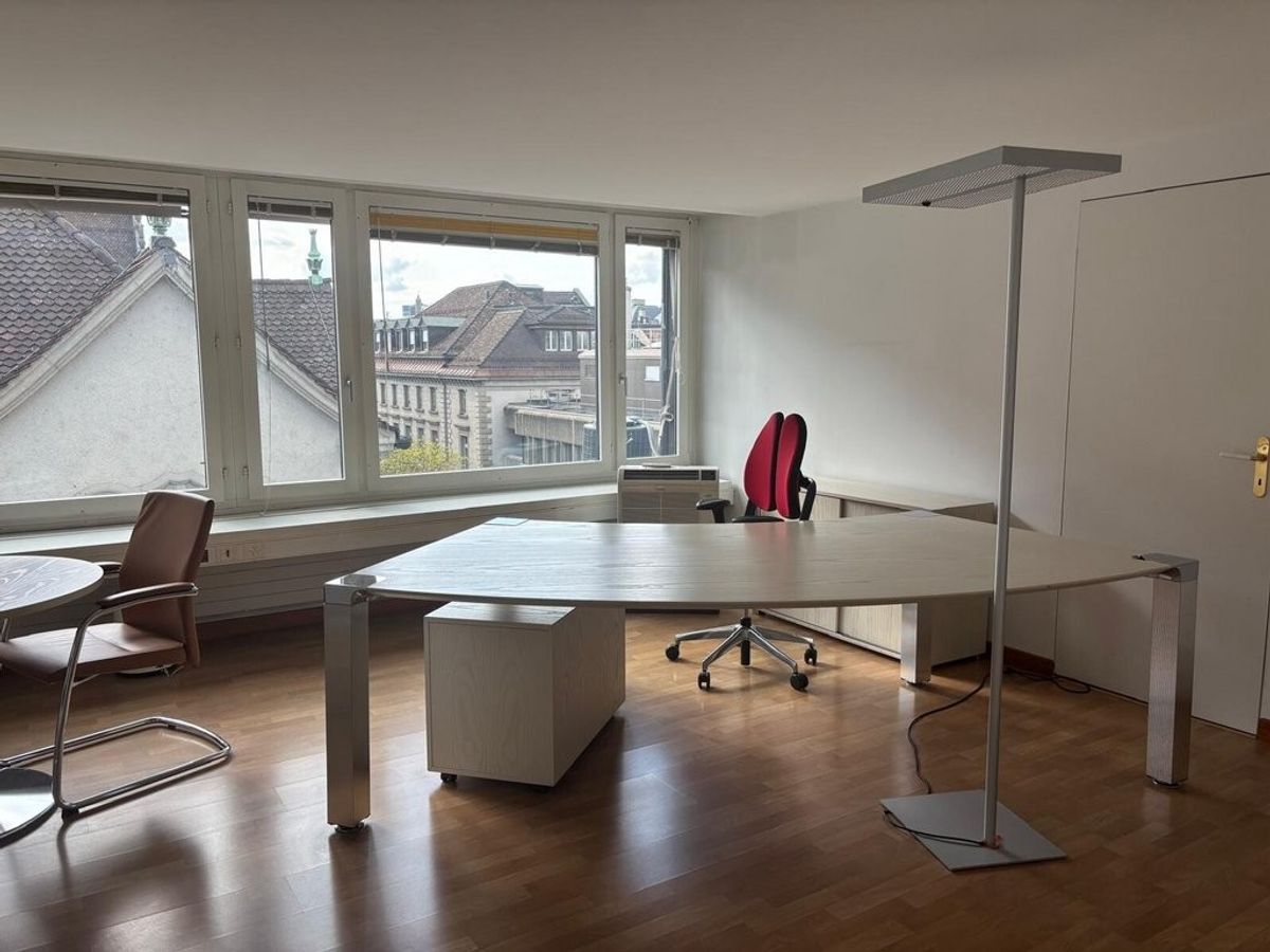 Attraktive Bürofläche an zentraler Lage im Zürcher Kreis 1 - 1