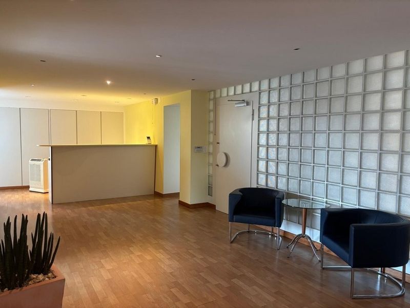 Attraktive Bürofläche an zentraler Lage im Zürcher Kreis 1 - 3