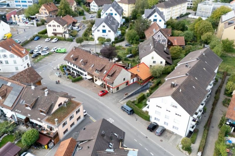 Drei charaktervolle Einheiten im historischen Dorfkern von Wülflingen - 1