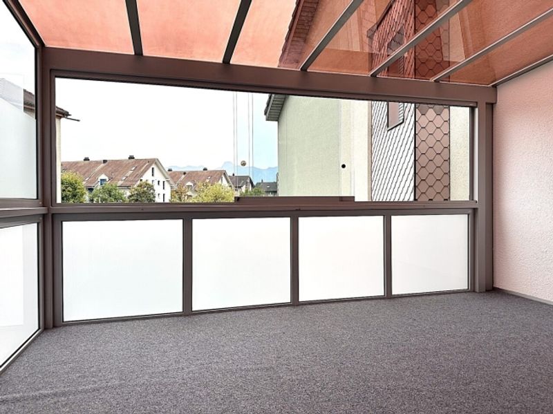 GERÄUMIG & GEPFLEGT MIT BALKON - 7