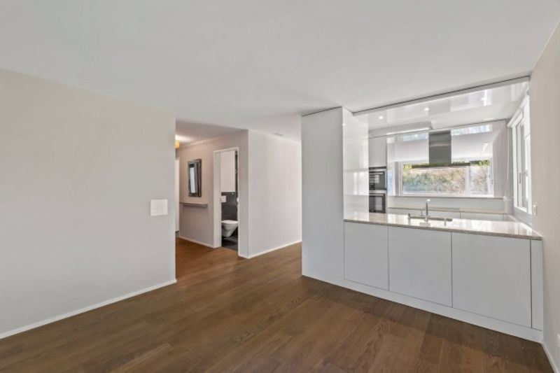 Stilvoll wohnen - moderne 3.5-Zimmer-Wohnung mit viel Komfort - 2