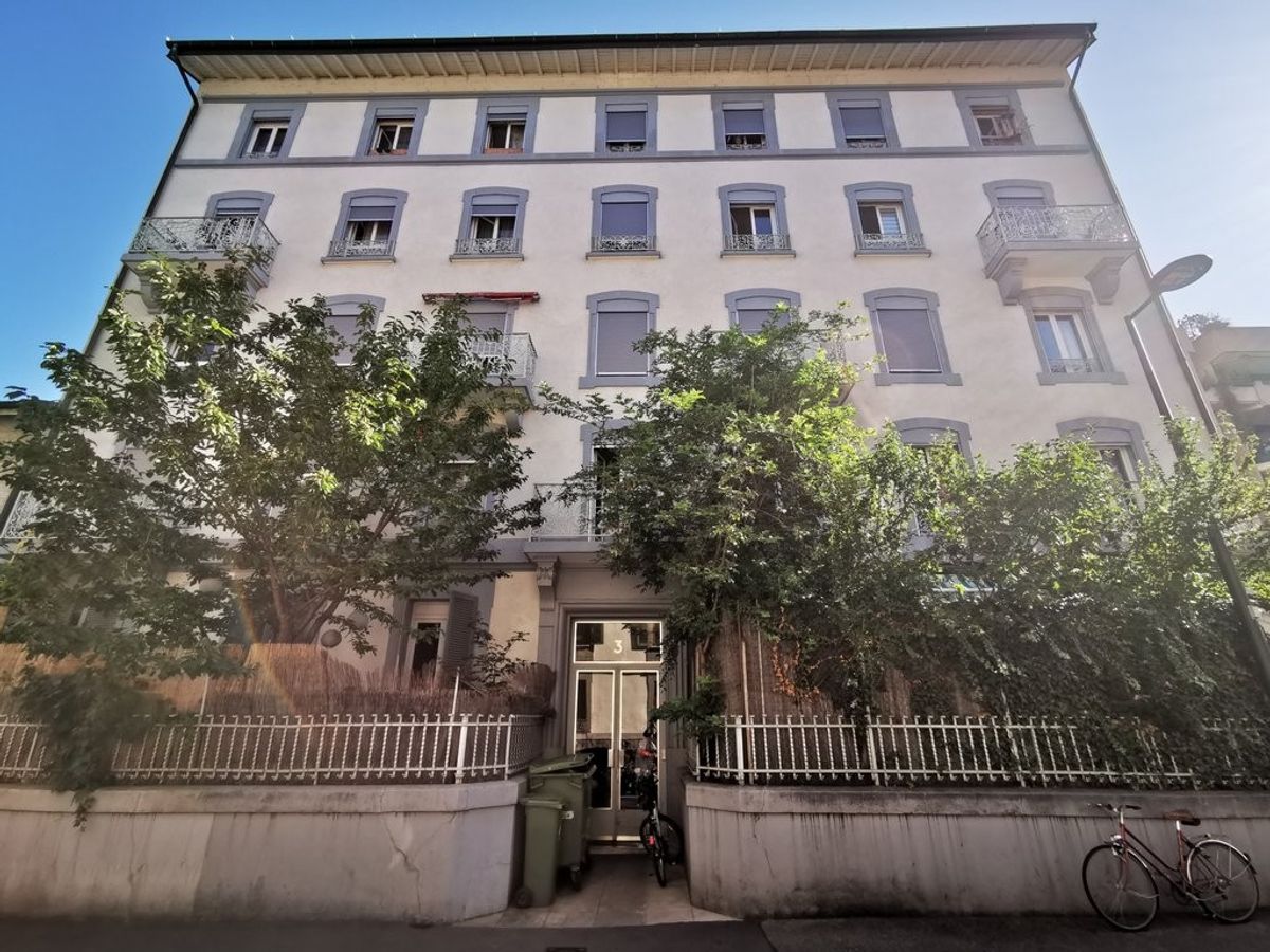 A saisir ! Idéalement situé au coeur de Carouge ! - 0