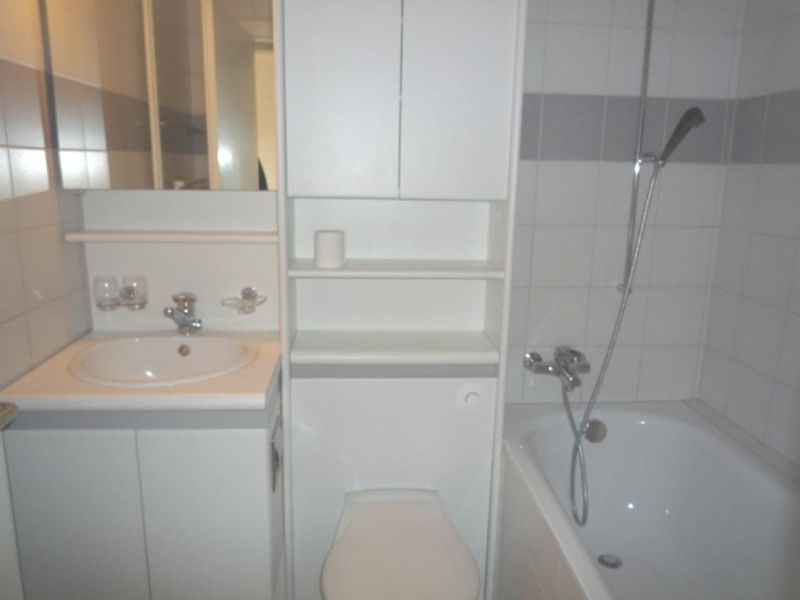 Stadtnahe 2.5-ZW à 43 m2 im 3. OG mit Balkon - 3