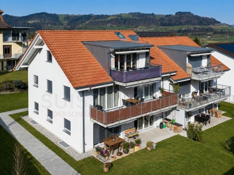 Investieren mit Perspektive - modernes Mehrfamilienhaus mit 5 Wohneinheiten - 1