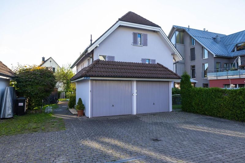 5.5 Zimmer Doppeleinfamilienhaus - 1