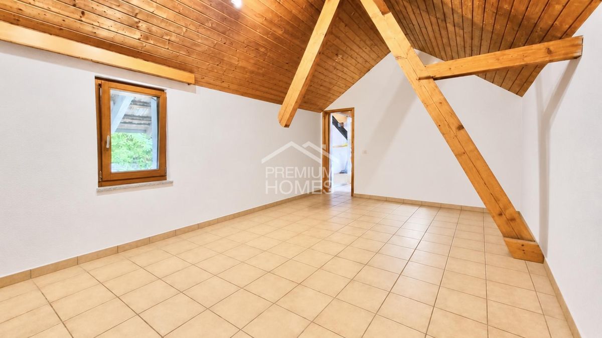 Liebevolles Zuhause mit Garten und Terrasse - 3