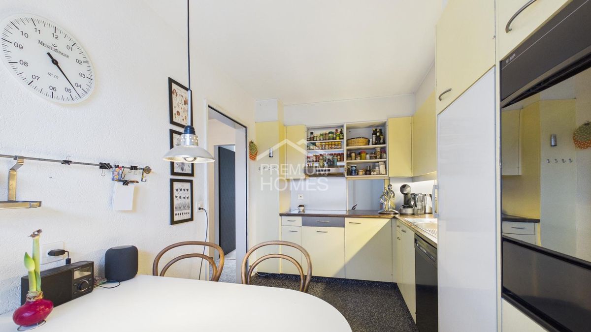 Familienparadies mit Einliegerwohnung und viel Platz - 3