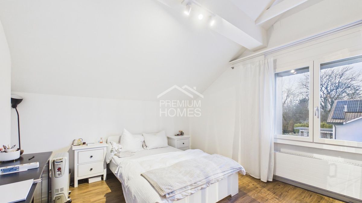 Familienparadies mit Einliegerwohnung und viel Platz - 5
