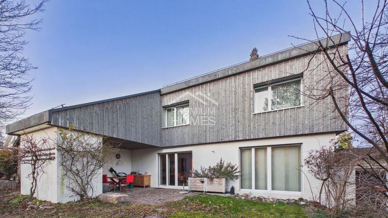 Familienparadies mit Einliegerwohnung und viel Platz - 10