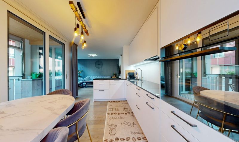 Moderne 5.5-Zimmer-Gartenwohnung an familienfreundlicher Lage - 4