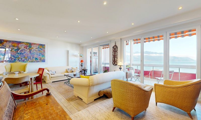 Exklusive Wohnung mit Panorama-Seesicht in Montreux - 2