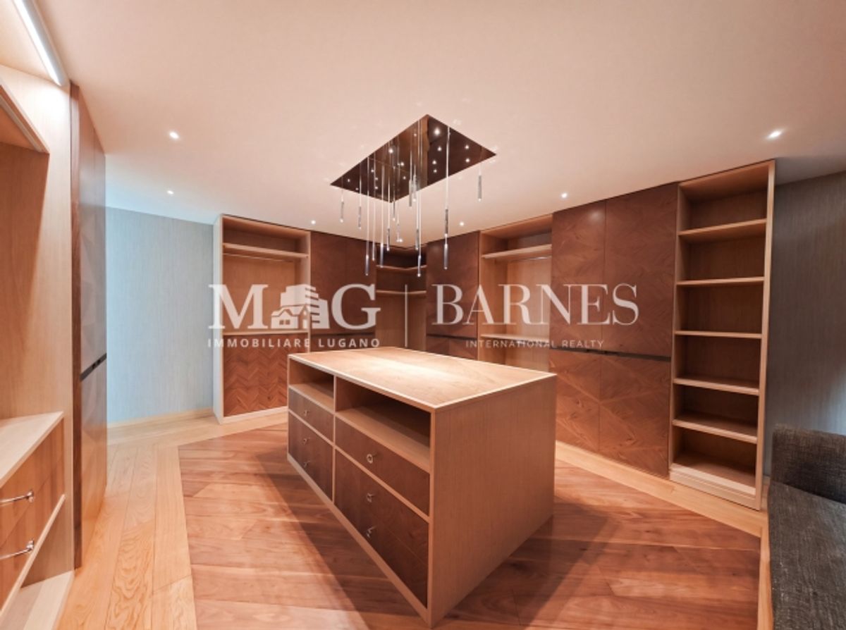 Charmantes und elegantes Duplex in einer absolut prestigeträchtigen Um - 10