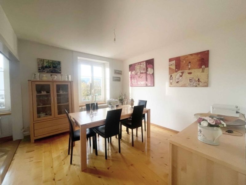 Geräumige 3,5-Zimmer-Wohnung mit Balkon im Herzen von Yverdon-les-Bains - 2