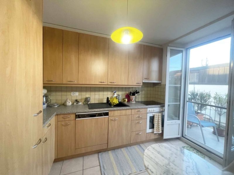 Geräumige 3,5-Zimmer-Wohnung mit Balkon im Herzen von Yverdon-les-Bains - 3