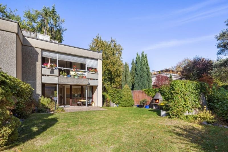 Ruhige Wohnoase mit schönem Garten und Privatsphäre - 1