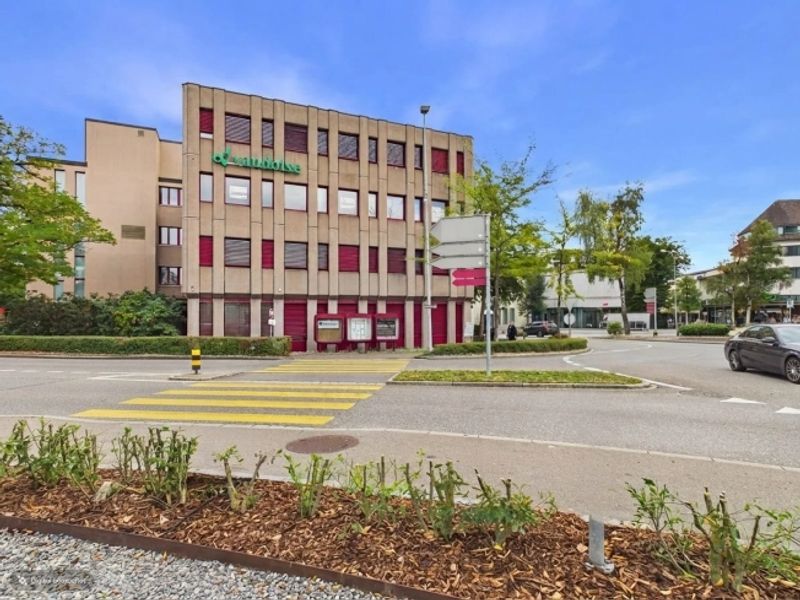 Zentrale Gewerbefläche 60 m² und 116 m² im 2. OG in Wohlen - 11