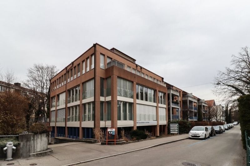 Attraktive Büro- oder Praxisräumlichkeiten im Mattenhofquartier - 1