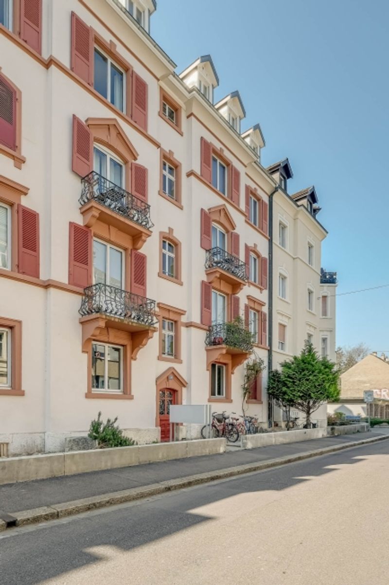 Wohnen nahe der Stadt - Ihr Rückzugsort in der Sennheimerstrasse - 1