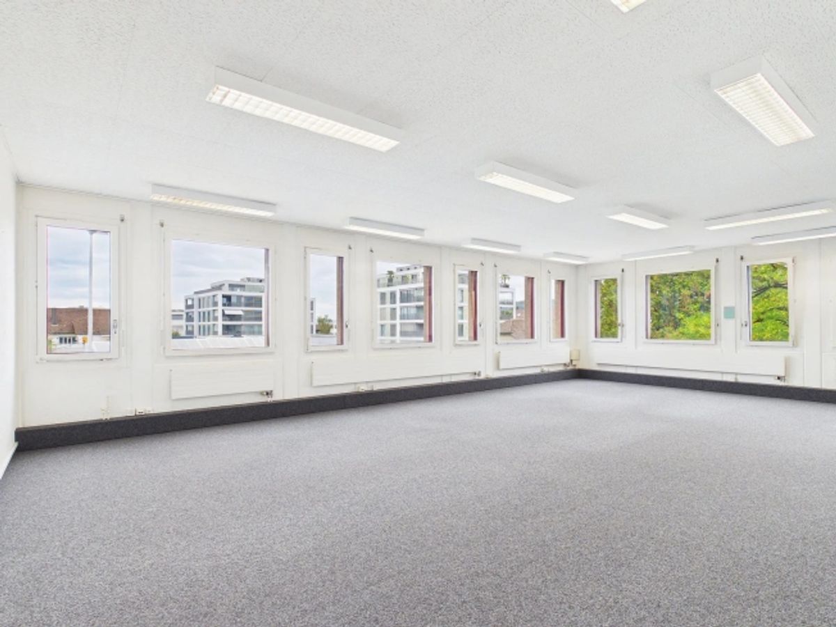 Zentrale Gewerbefläche 177 m² im 2. OG in Wohlen - 3