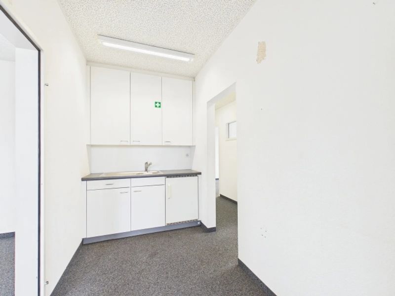 Zentrale Gewerbefläche 177 m² im 2. OG in Wohlen - 10