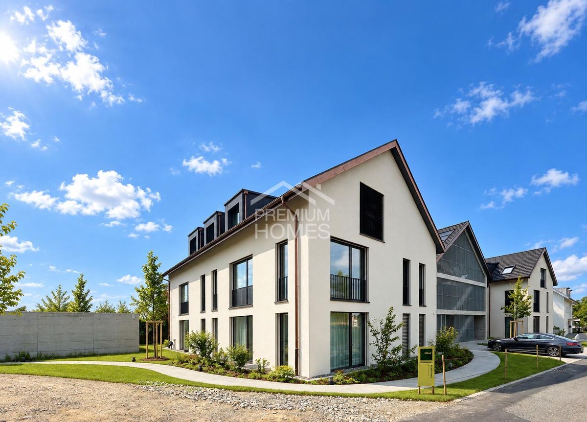MODERNE ATTIKAWOHUNG MIT TRAUMHAFTER BERGKULISSE - 1