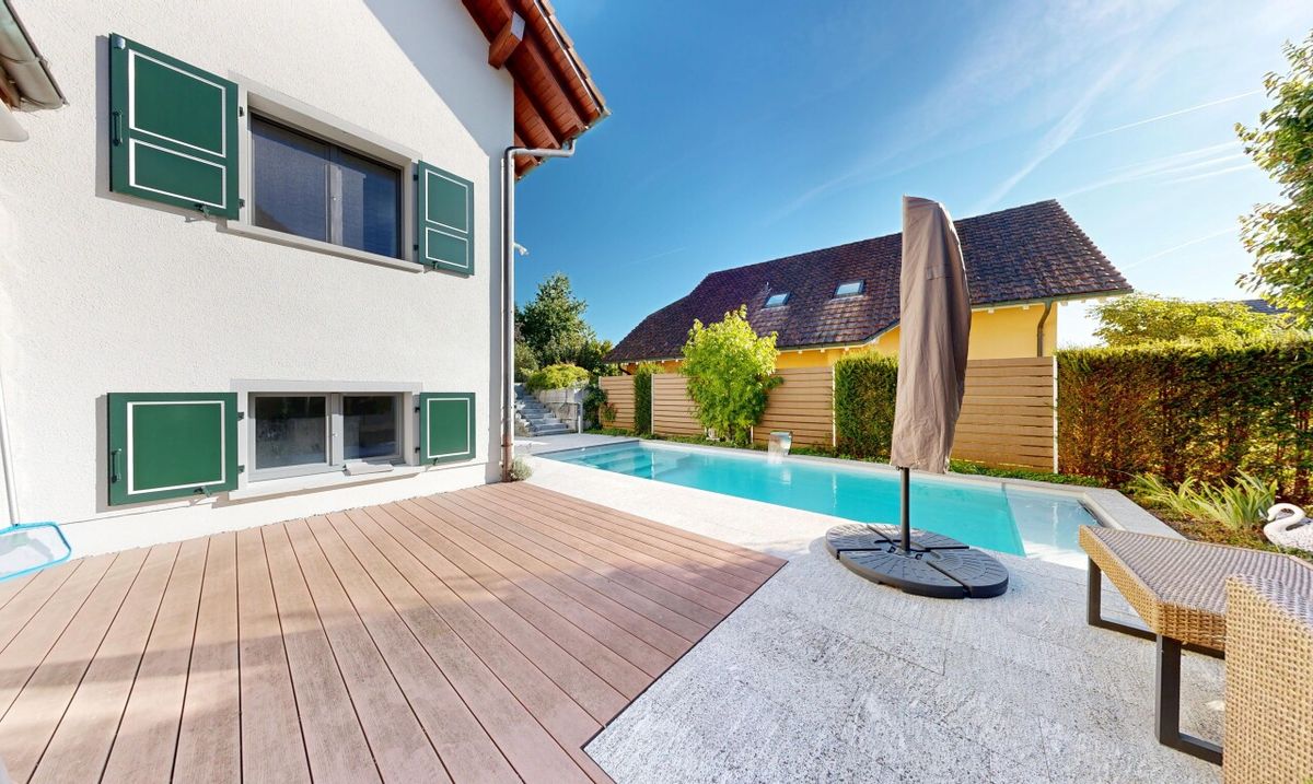 Exklusives 6,5-Zimmer-EFH mit Swimmingpool & traumhafter Gartenanlage - 0