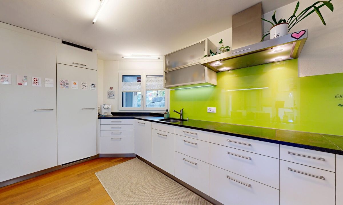 Exklusives 6,5-Zimmer-EFH mit Swimmingpool & traumhafter Gartenanlage - 6