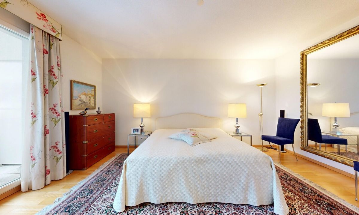 Stilvolle 5.5-Zimmer-Attikawohnung mit Weitsicht - 3