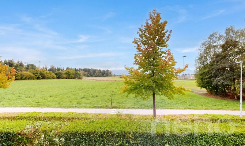 Wohnen in erster Reihe mit unverbaubarem Blick ins Grüne - 3