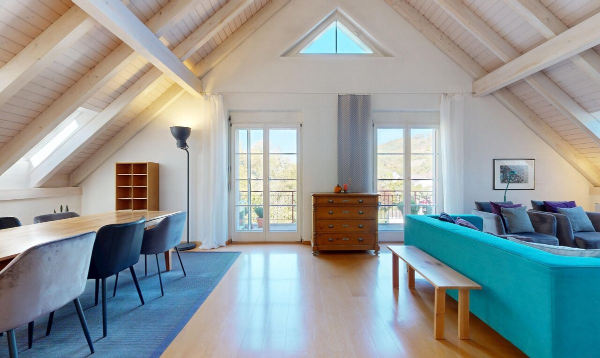 Lichtdurchflutete 5.5-Zimmer-Maisonette mit Galerie und Balkon - 3