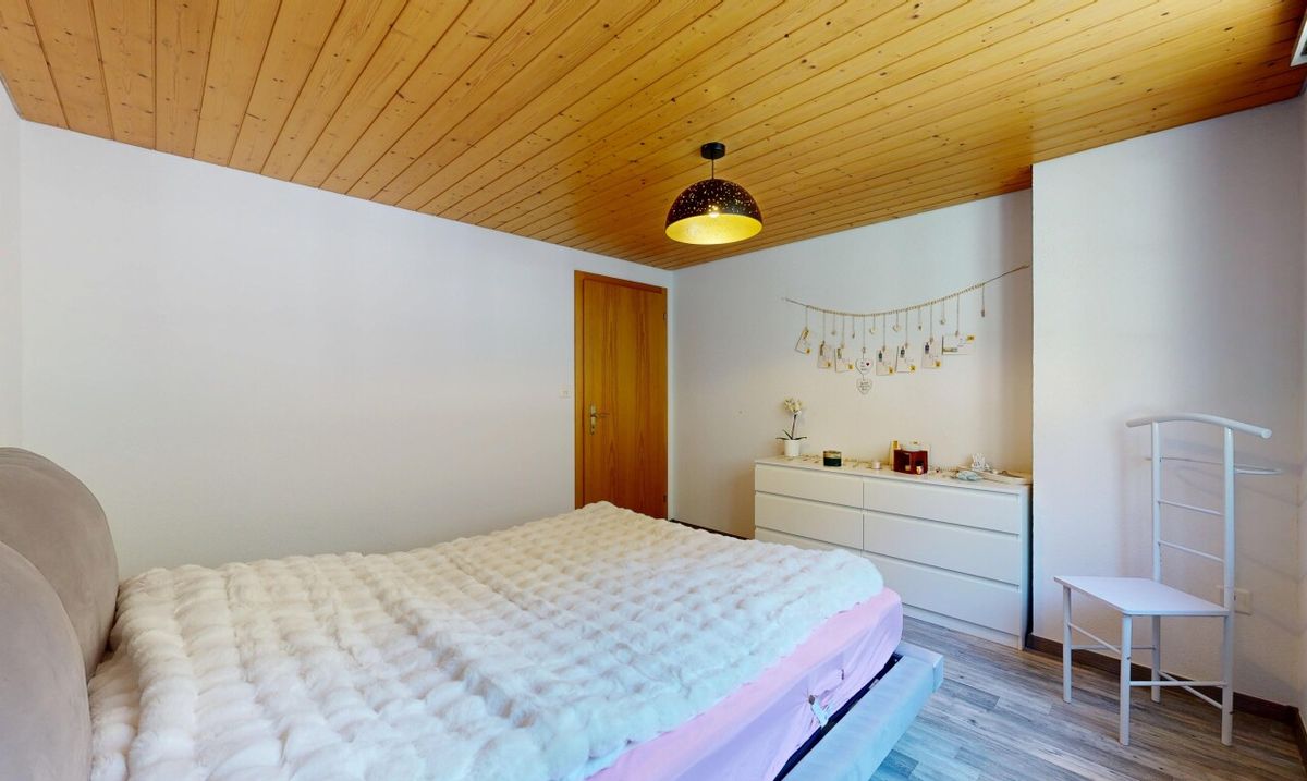Charmante 4.5-Zimmer-Erdgeschosswohnung mit historischem Kachelofen - 9