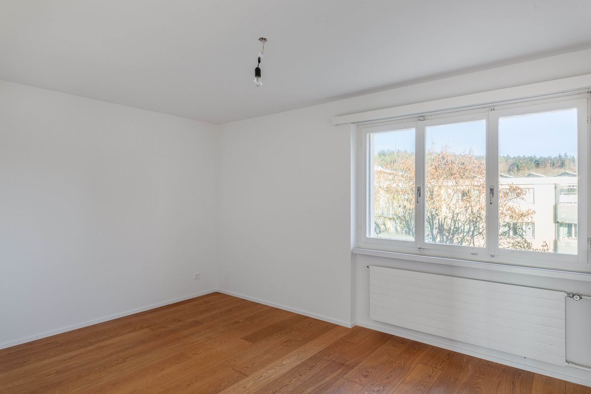 Investment property with residential potential - 1