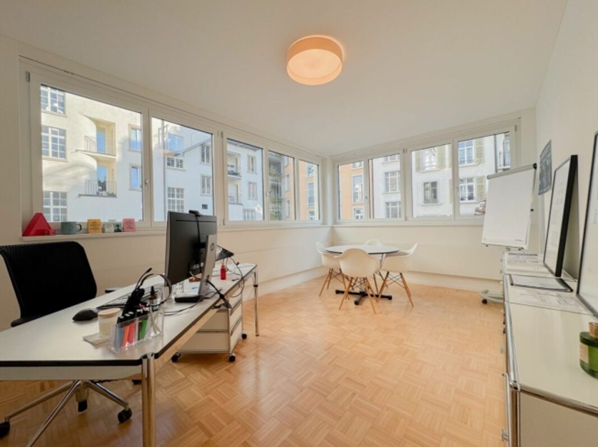 Zentrale Büroräumlichkeit im Herzen der Luzerner Neustadt - 2