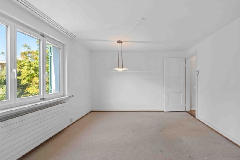 Familienfreundliches Reihenmittelhaus an Privatstrasse (Wohnstrasse) - 11