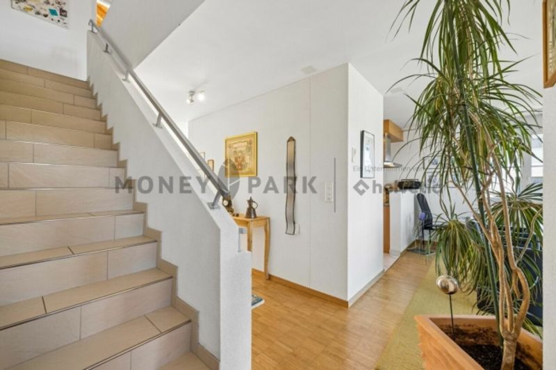 6.5-Zimmer-Doppelhaushälfte mit Garten - 7
