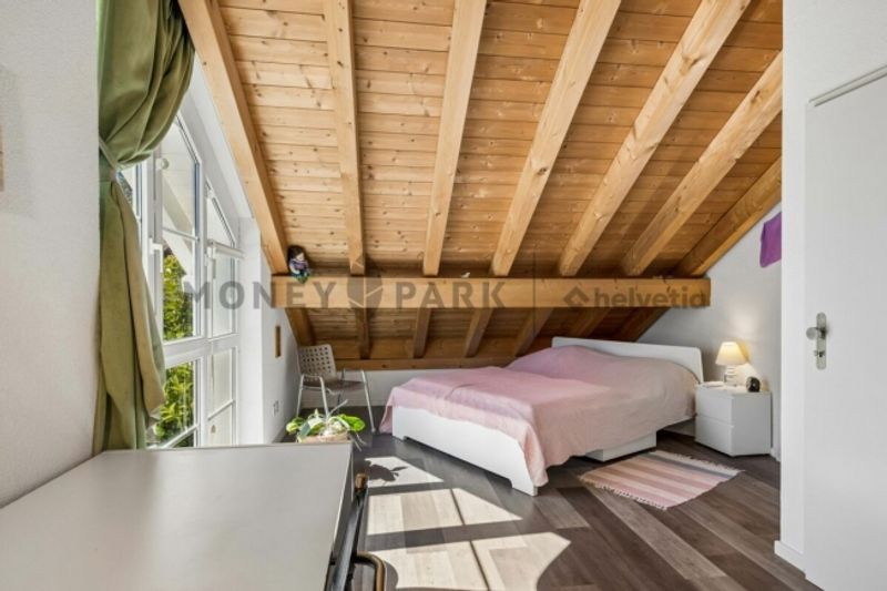 6.5-Zimmer-Doppelhaushälfte mit Garten - 9
