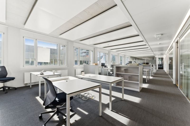 Flexible Bürofläche mit bestehendem Ausbau und Top-Anbindungen - 8