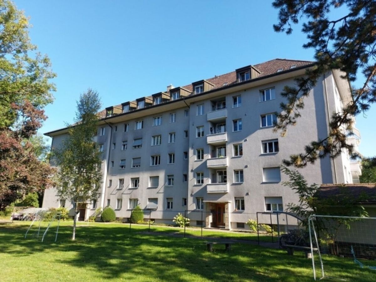 Stadtnahe 2.5-ZW à 43 m2 im 3. OG mit Balkon - 0
